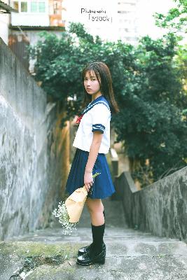 阴部上面毛毛的地方肉太多